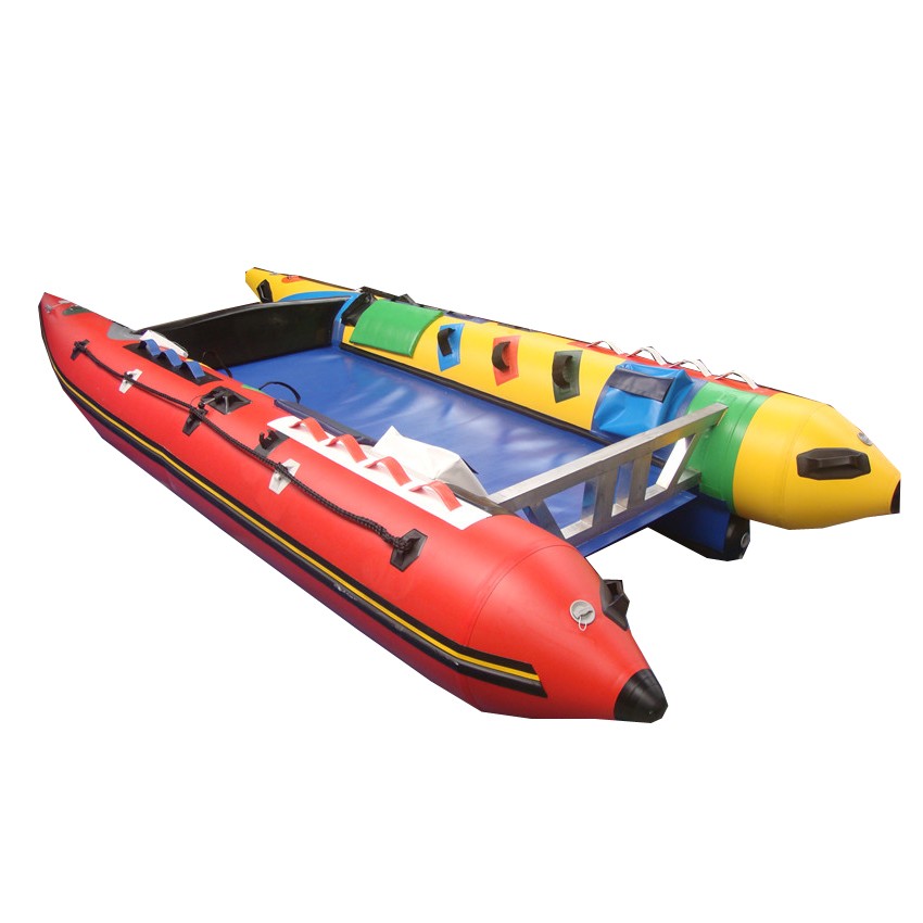 Small inflatable catamaran
