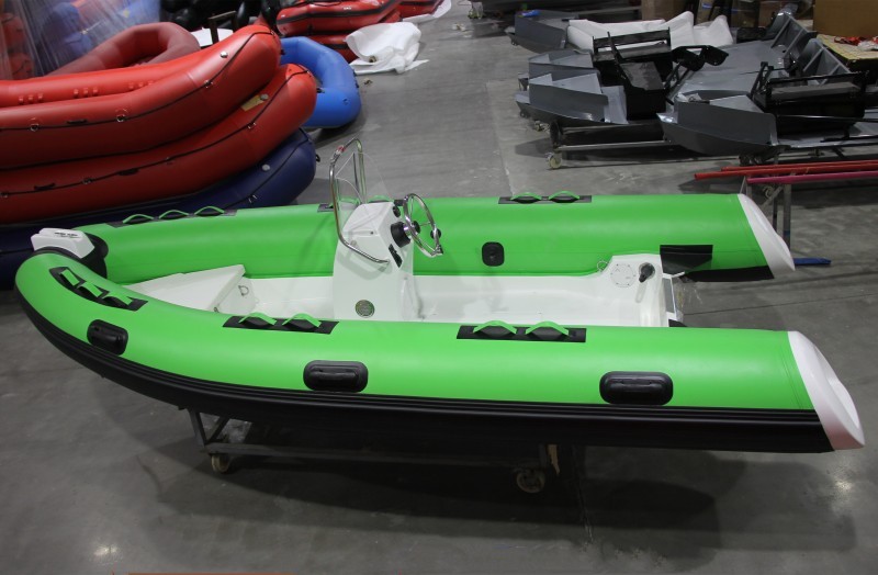 Jade green is your favorate boat color?