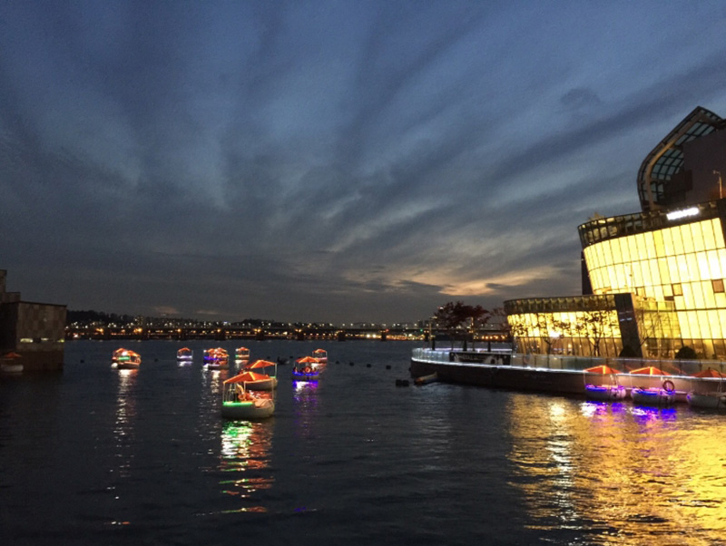 Water BBQ Trend: How BBQ Boats Have Become the New Favorite for Socializing in Summer!