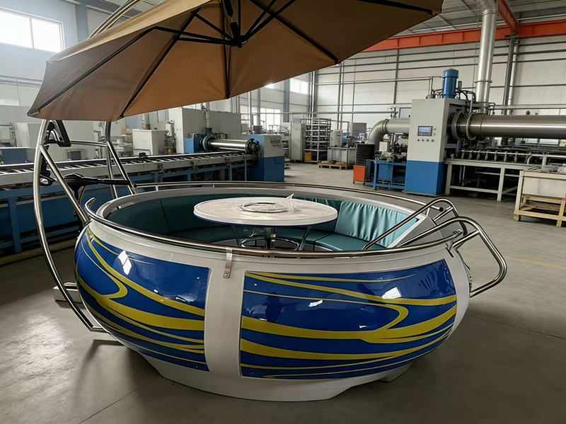 bbq pontoon boat and yamba bbq boat hire