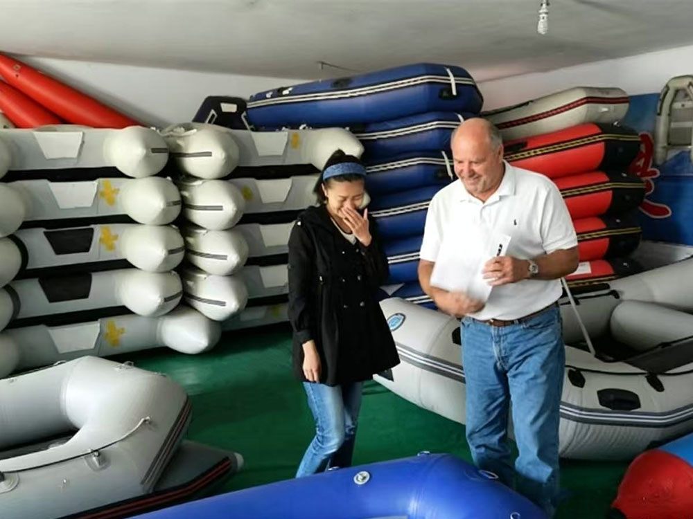 Long-term US Client Mr. Robert Visits Colton Factory